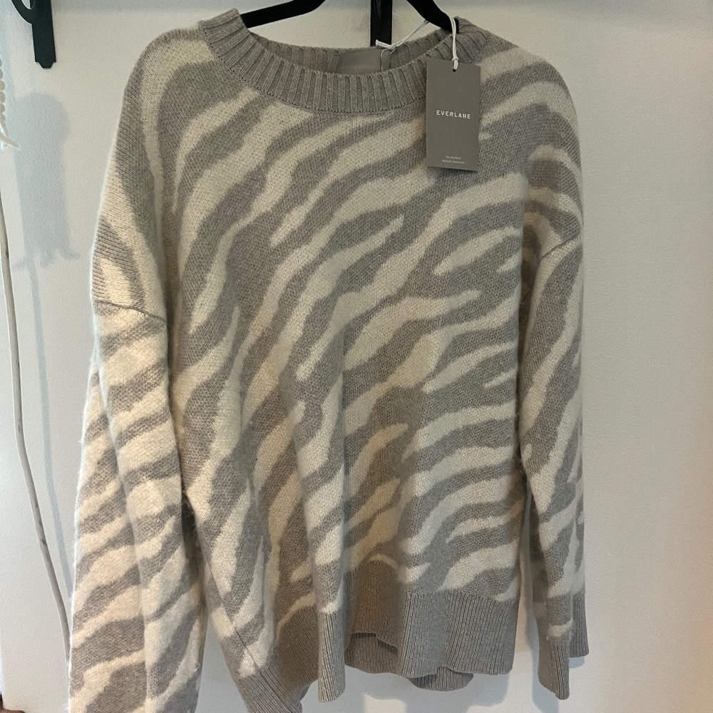 NWT Everlane sweater
